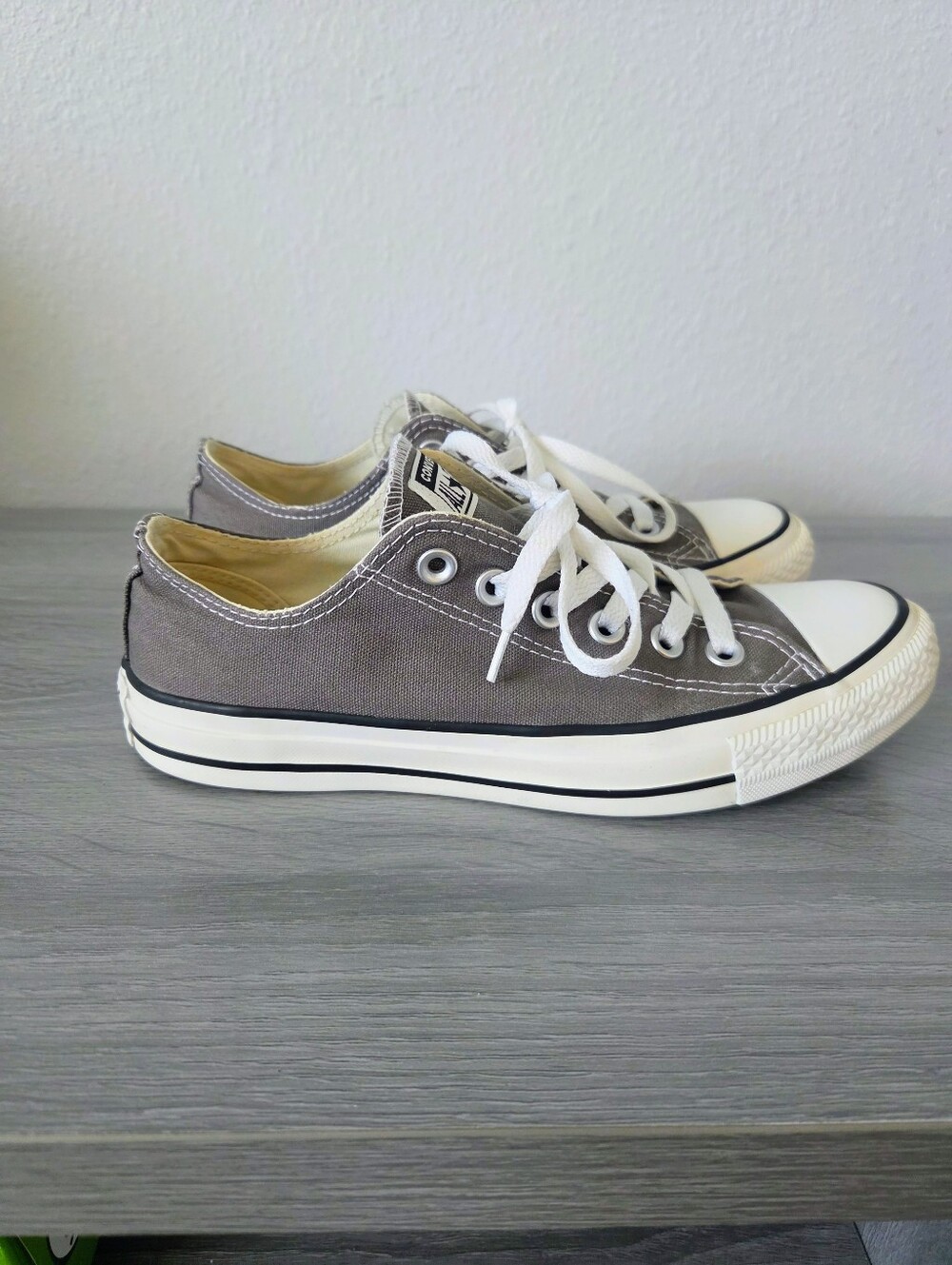 Converse Chuck Taylor All Star Brown/Gray Low Top Sneakers 7.5